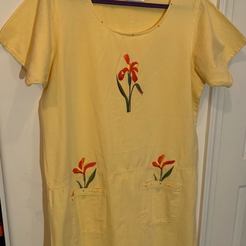 R & B COLLECTION dress size L 100% cotton embroidered